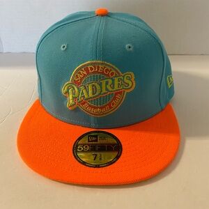 San Diego Padres retro new era 59Fifty fitted baseball hat. Size 7 3/8